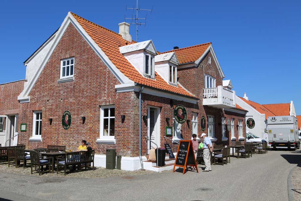 Sønderho. Das kleine Dorf an der Südspitze von Fanø ist berühmt für seine vielen hübschen Häuser aus dem 18. und 19. Jahrhundert