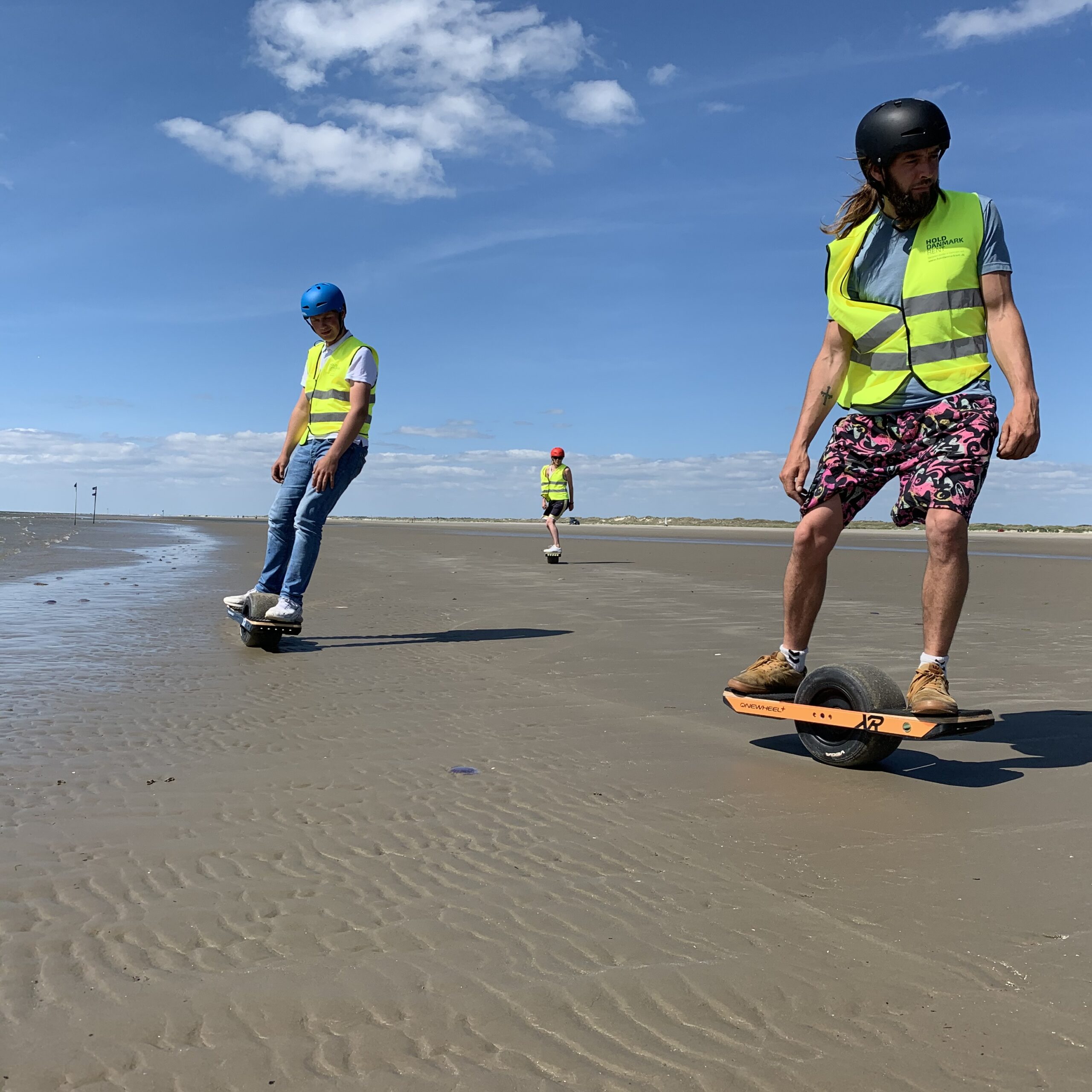One-Wheelers are fun and safe to drive. Learn it in Club Fanø